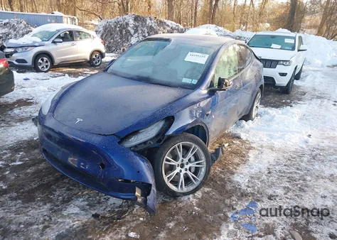 2021 Tesla Model Y Long Range Dual Motor All-Wheel Drive z USA, uszkodzony, nr VIN 5YJYGDEE5MF210479